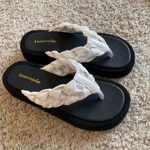 Al Fresco Platform Thong Sandal - white size 7